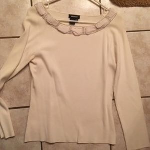 Ribbon & Jeweled Embellish Collar WhtTop